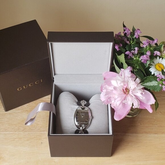 Stunning Authentic Gucci Marina Chain Watch with Box - Picture 7 of 16